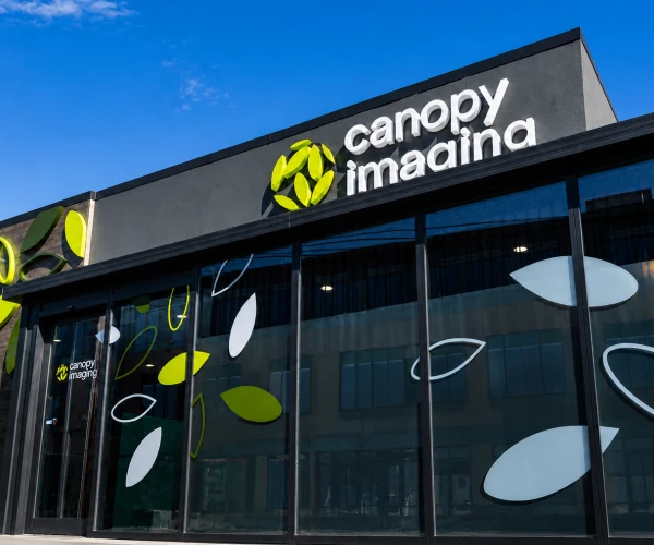 Canopy PET Exterior 2 1390 x 960
