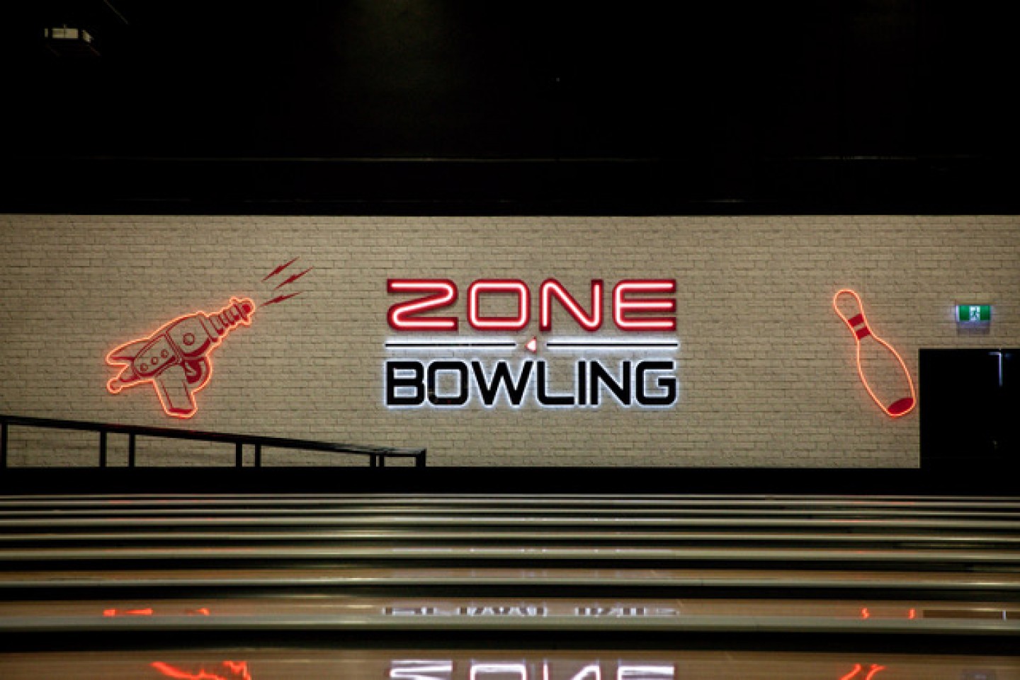 20211122 Airborne Signs Zone Bowling 4871